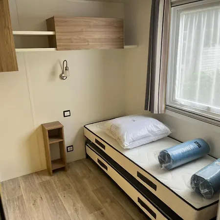 Campeggio Mh 305 3 Et 1 Salle De Bain Dan 4 étoiles Saint-Julien-en-Born