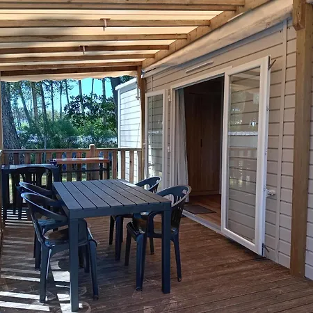 Campsite Mh 305 3 Et 1 Salle De Bain Dan 4 Etoiles *