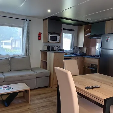 Mh 305 3 Et 1 Salle De Bain Dan 4 Etoiles Campsite